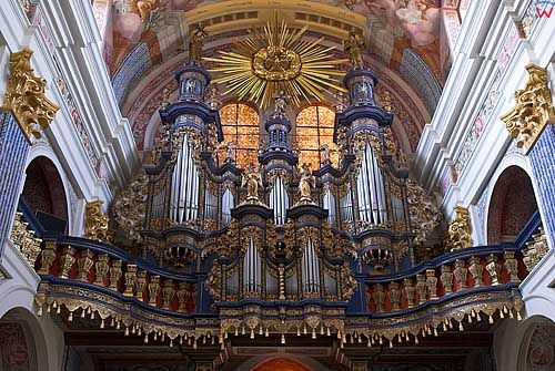 Swieta Lipka. Barokowe organy w Bazylice.